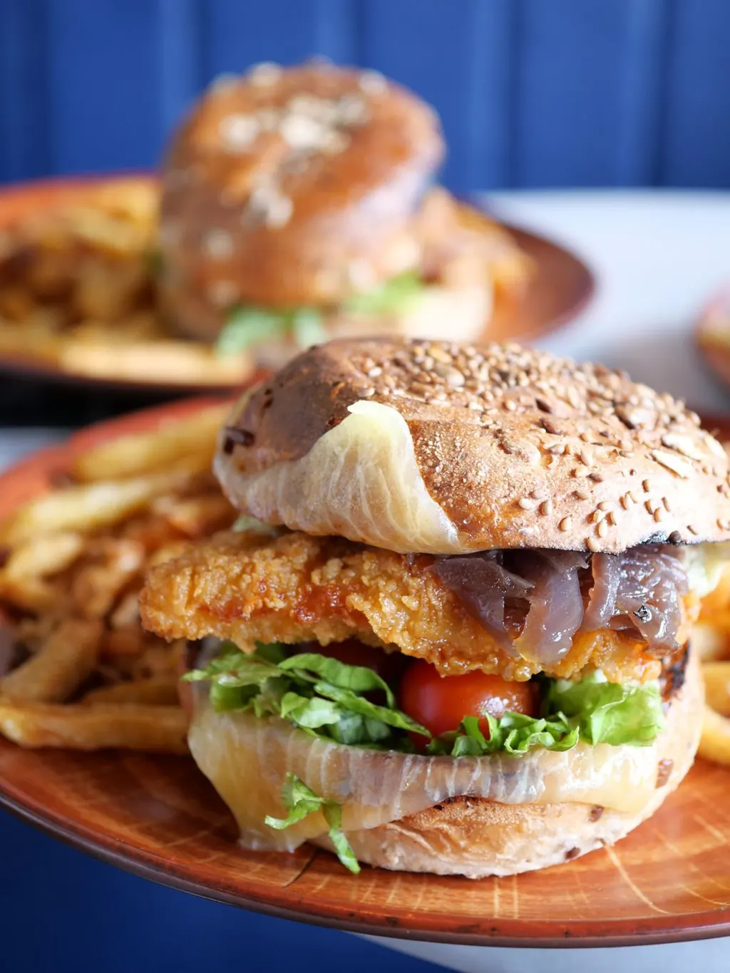 Burger et frites fraîches maison