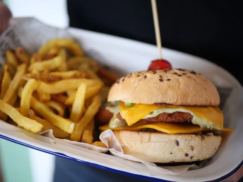 Le smash burger du menu midi de La Ménagerie